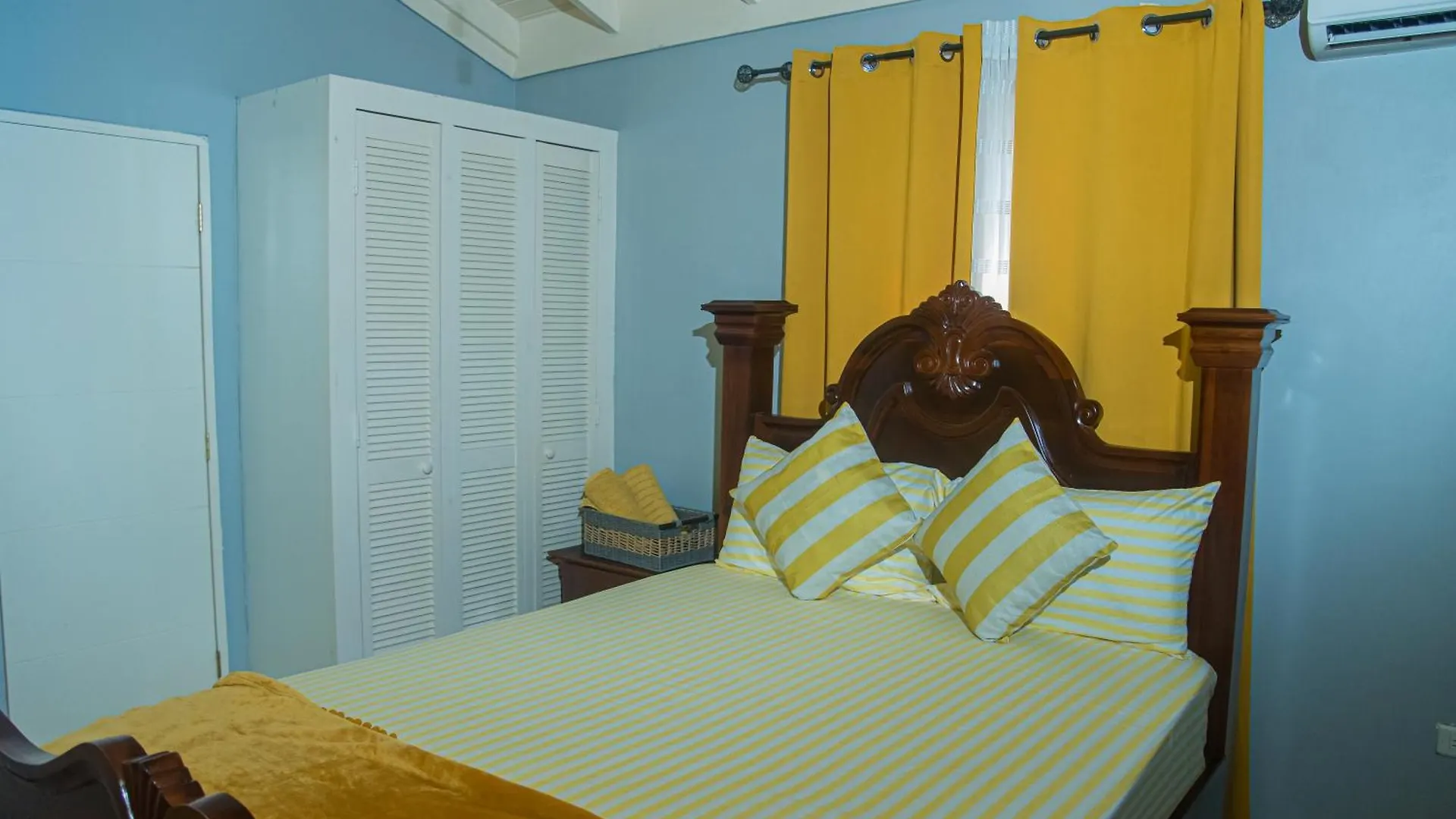 Paradise Villa Sleep 6 Private Pool Ocho Rios