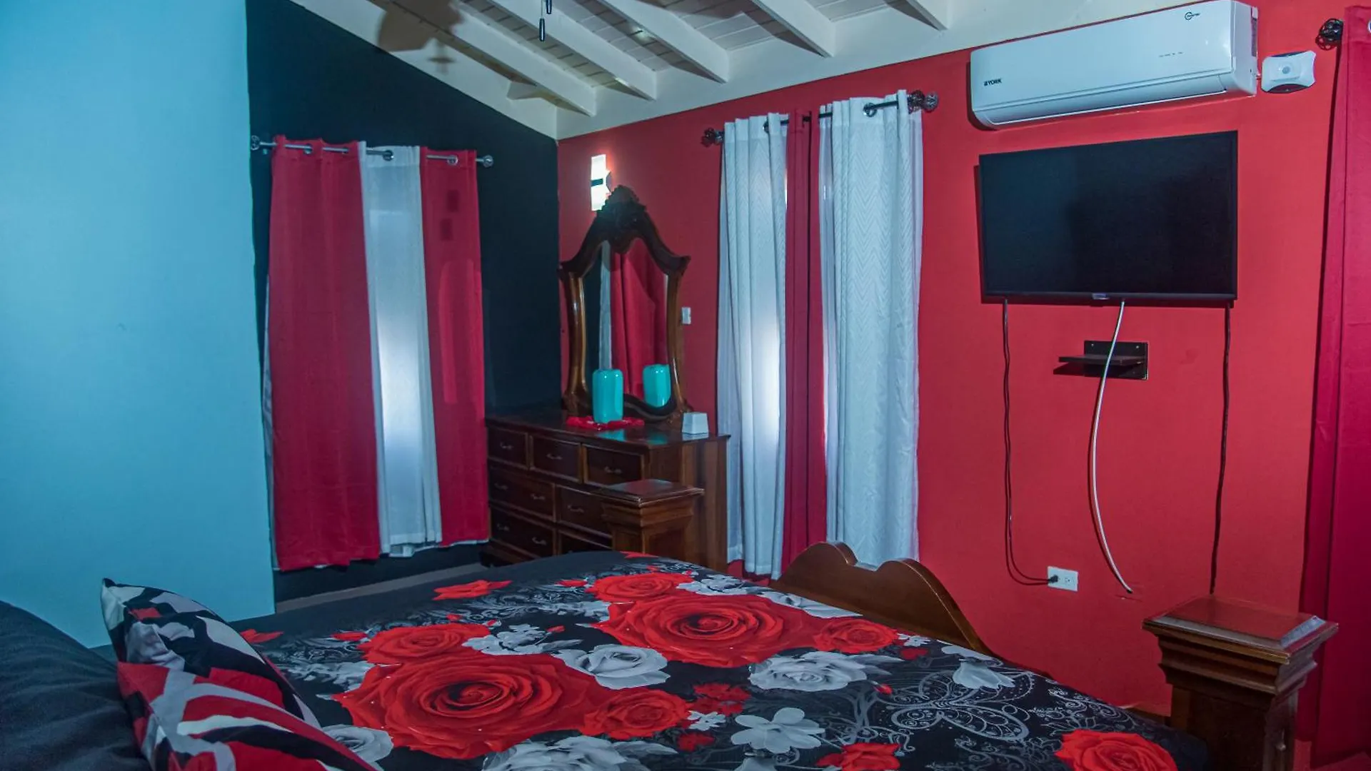 Paradise Villa Sleep 6 Private Pool Ocho Rios